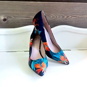 NWOT Nine West Heels